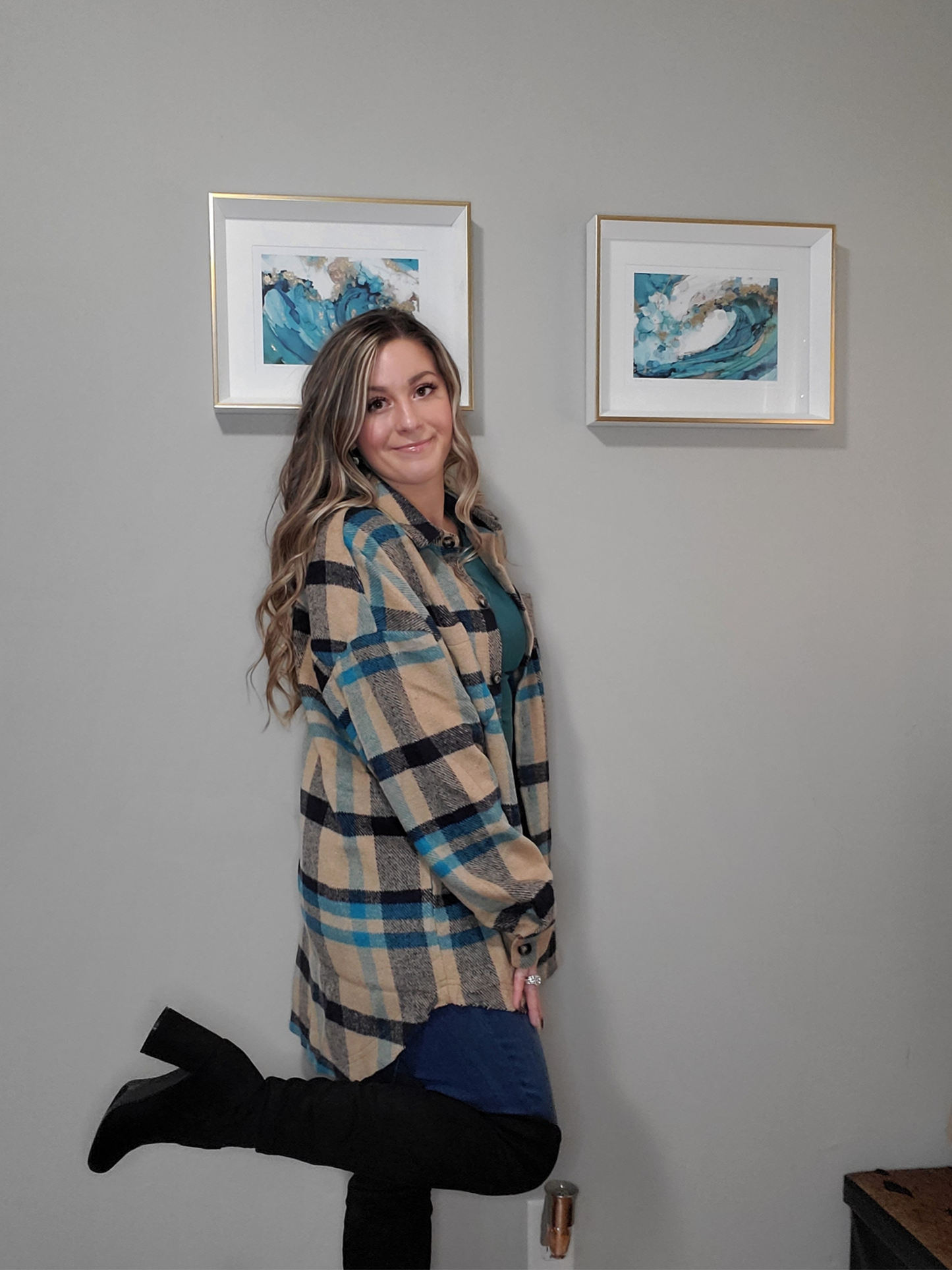Breezy Day Women's Oversized Yarn Dyed Brushed Boyfriend Plaid Shacket in Blue & Tan