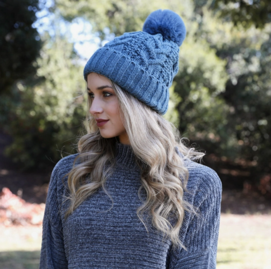 Warm Feels Women's Fleece Thermal Lining Cable Knit Faux Fur Pom Beanie in Blue