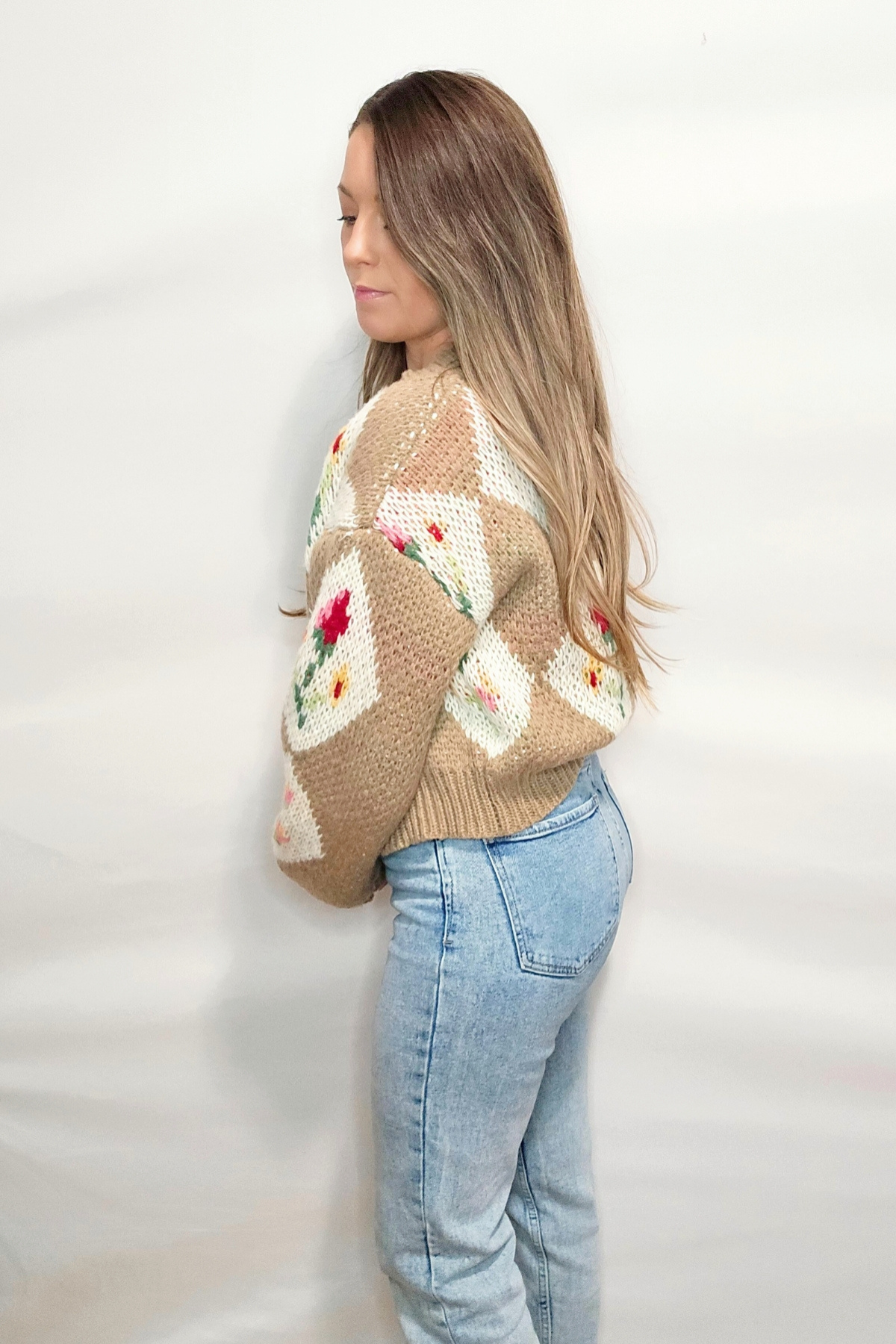 *50% OFF APPLIED AT CHECKOUT!* Romantic Bouquet Cropped Vintage Floral Cardigan