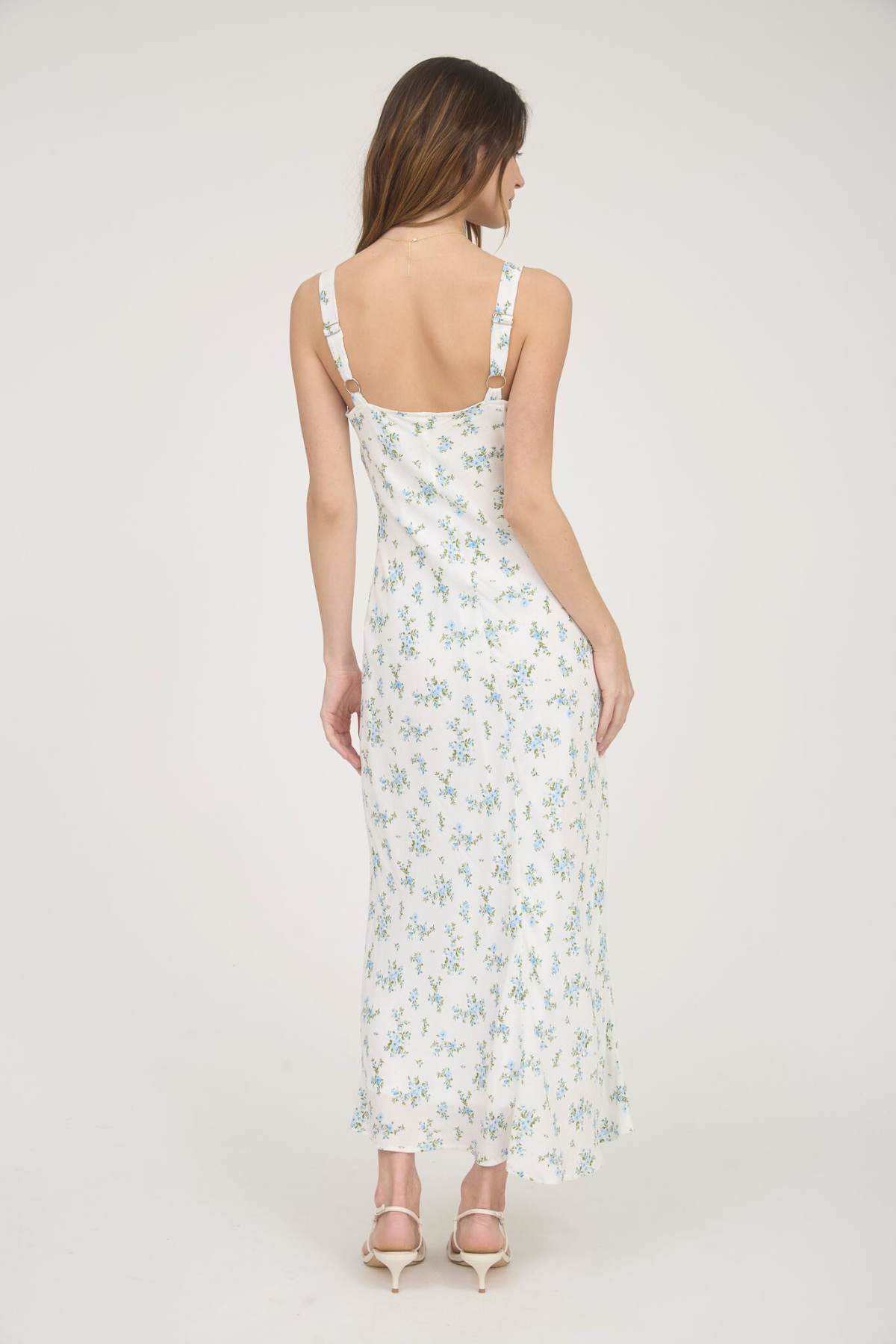 Soft Bloom Floral V-Neck Sleeveless Maxi Dress in White/Blue Multi