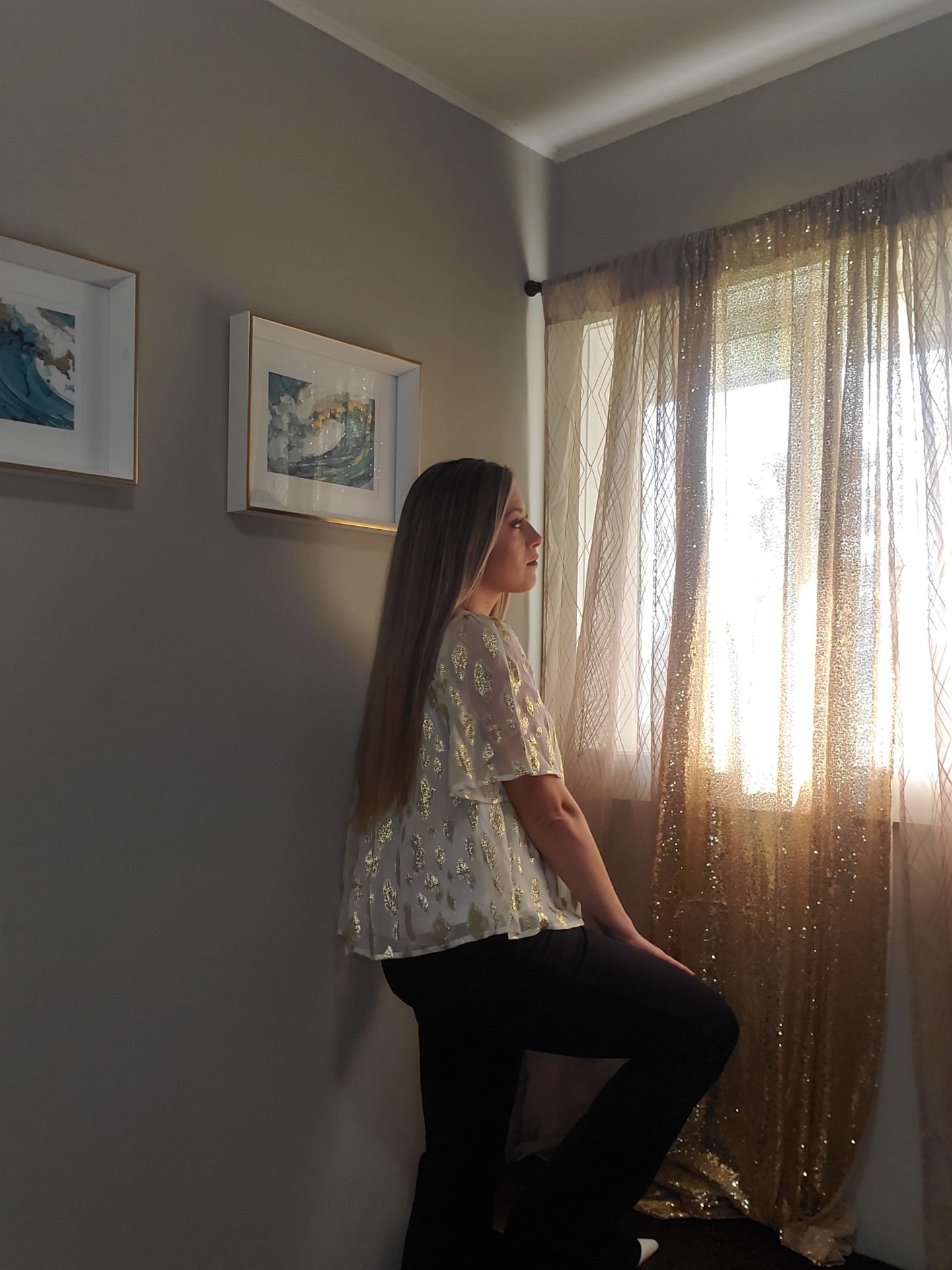 Shine On Women's Boho Flowy Metallic Accent Blouse in Ivory & Gold