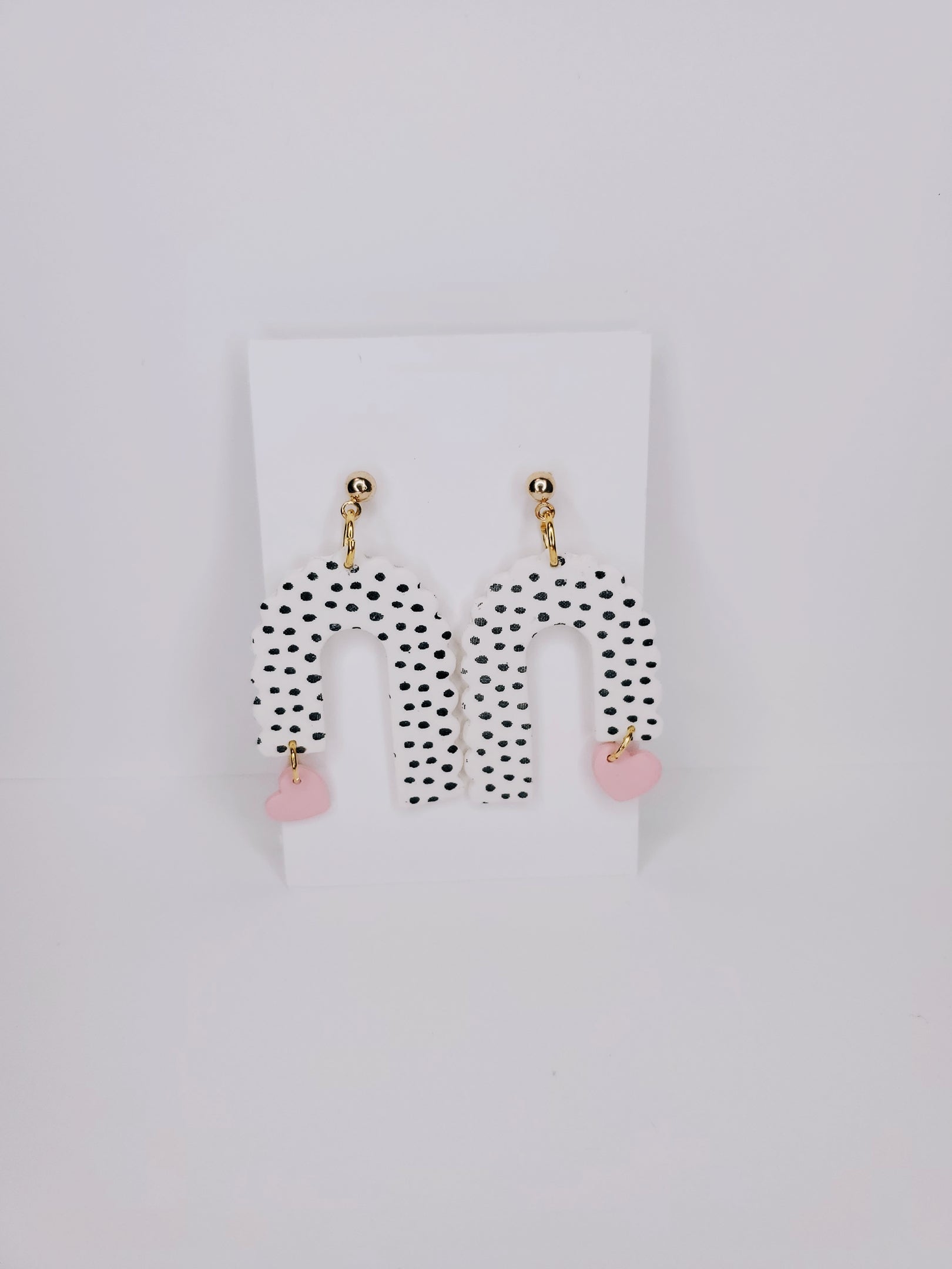 Handmade Scalloped Arch Dotted Heart Charm Clay Earrings in White & Pink