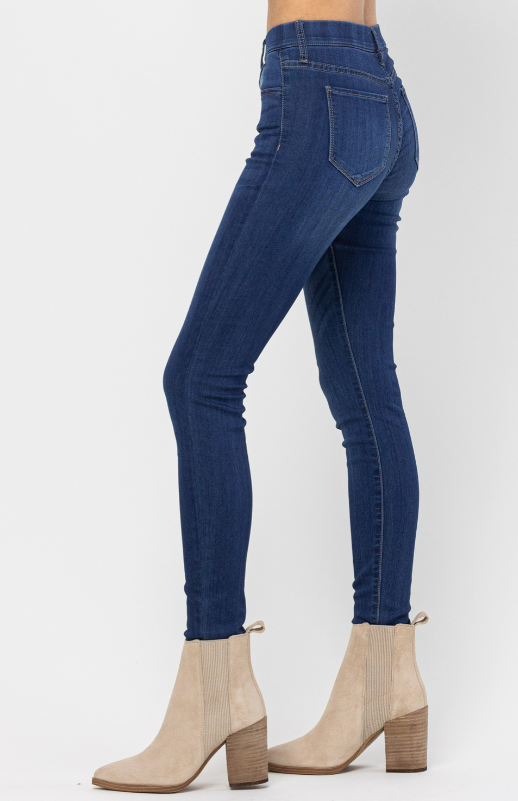 Ella Women's Mid Rise Pull On Stretch Skinny Jeans in Dark Wash Denim 