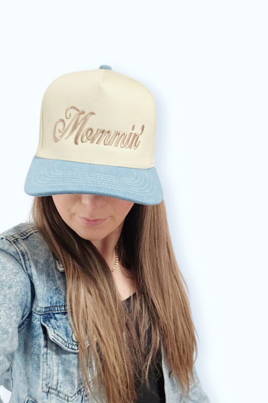 "Mommin" Embroidered Two-Tone Denim Brim Canvas Trucker Hat in Light Denim