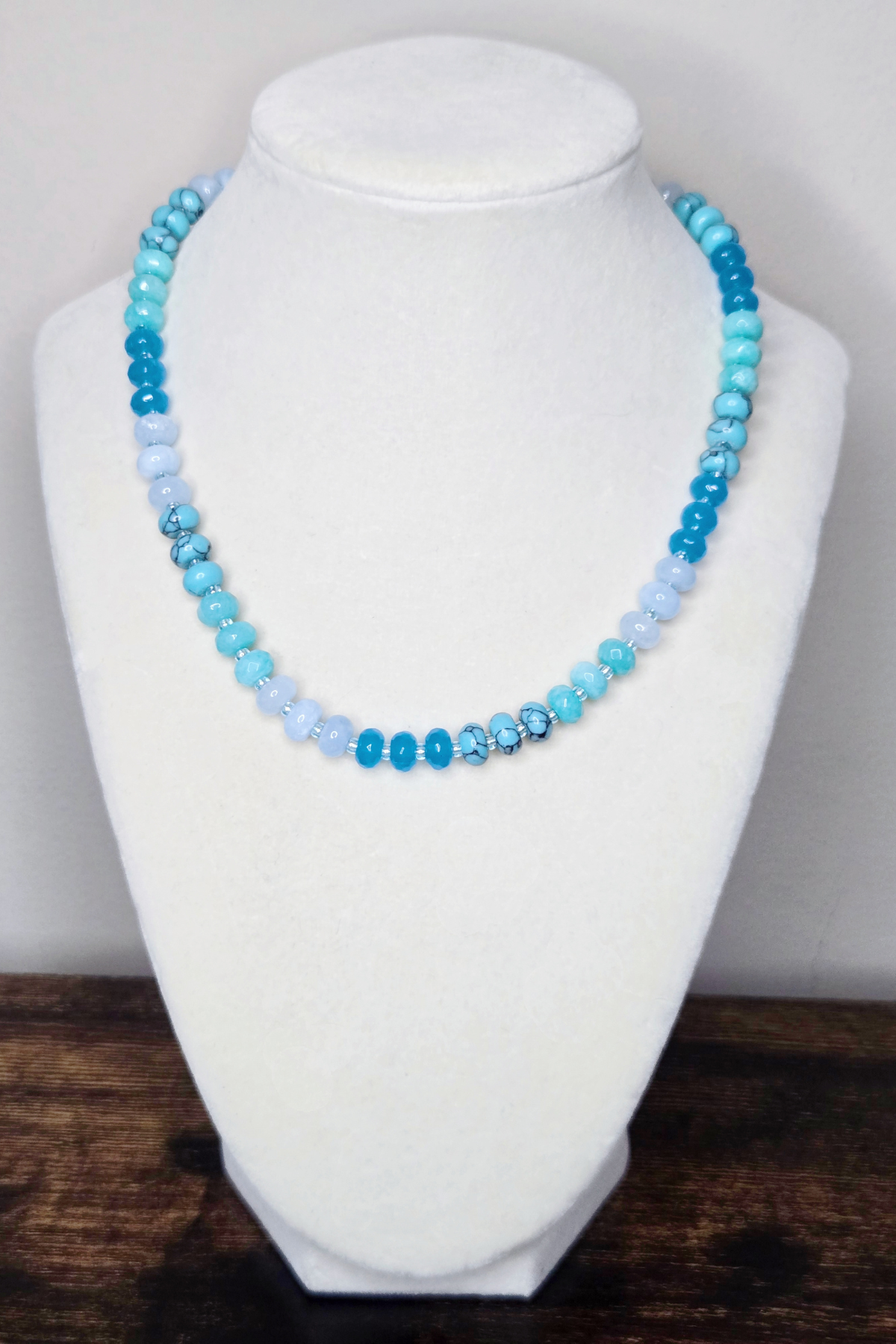 Vibrant Blue 16.75" Rondelle Beaded Necklace